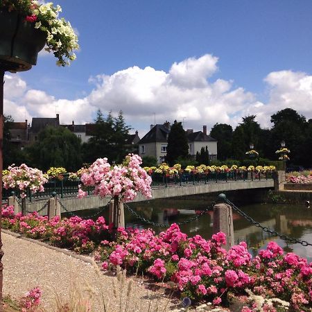 Le Lion Verd Hotel Putanges-le-Lac Luaran gambar